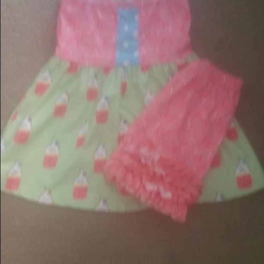Boutique outfits! Brand new! Size 3T